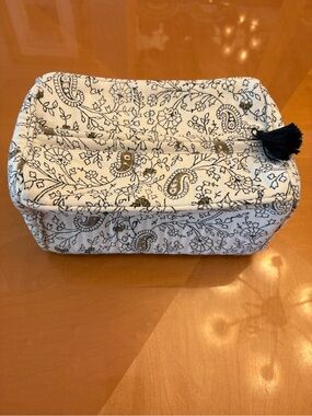 Cleobella Floral Paisley Toiletry/Cosmetics Bag